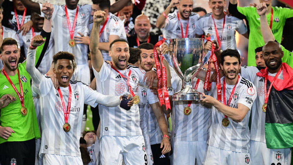 Beşiktaş kupa zaferini semtte kutlayacak!