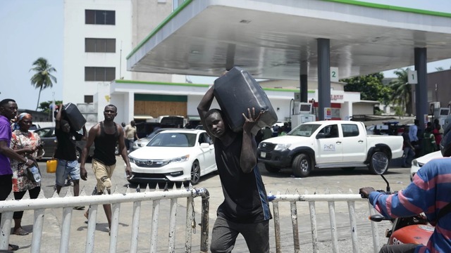 Nijerya'dan petrole 25 milyar dolar
