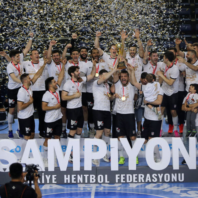 Şampiyon Beşiktaş Safi Çimento!