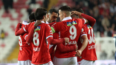 Sivasspor, sezonu galibiyetle kapattı!