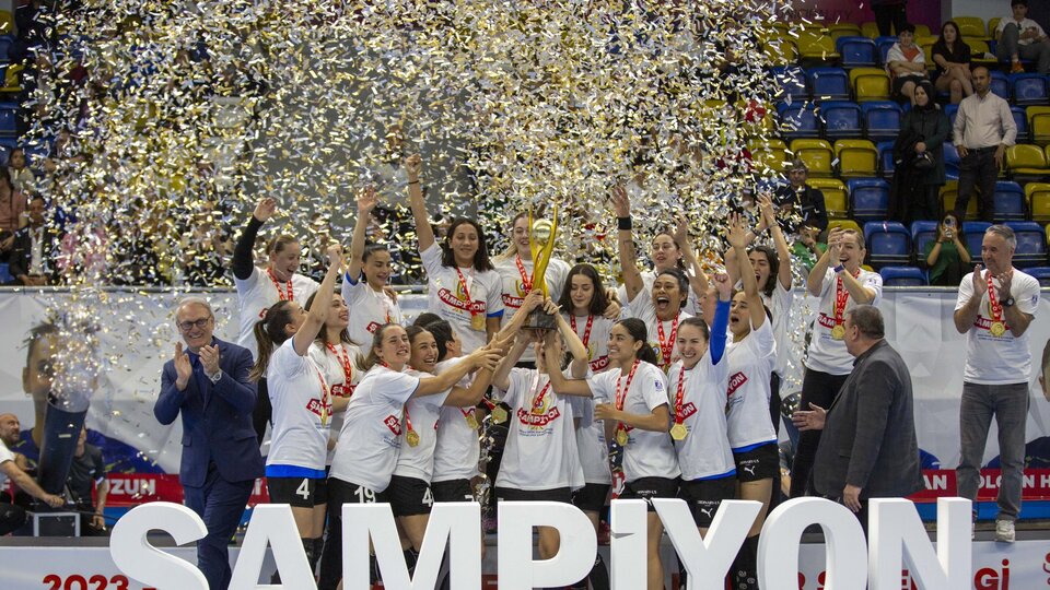 Armada Praxis Yalıkavak şampiyon oldu!