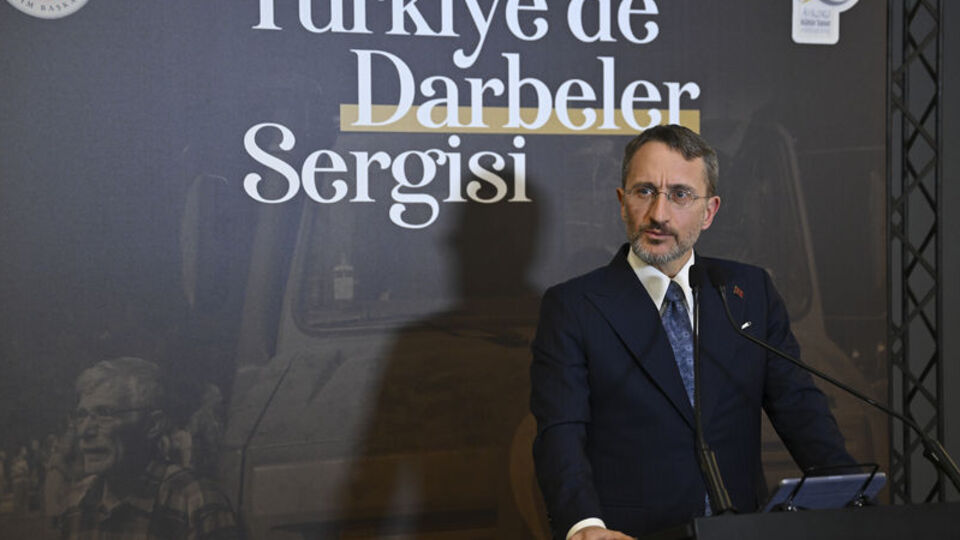 27 Mayıs darbelerin önünü açtı
