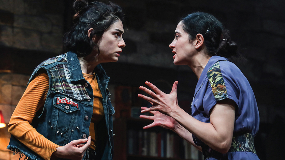 'Timsah Ateşi' İzmir'de