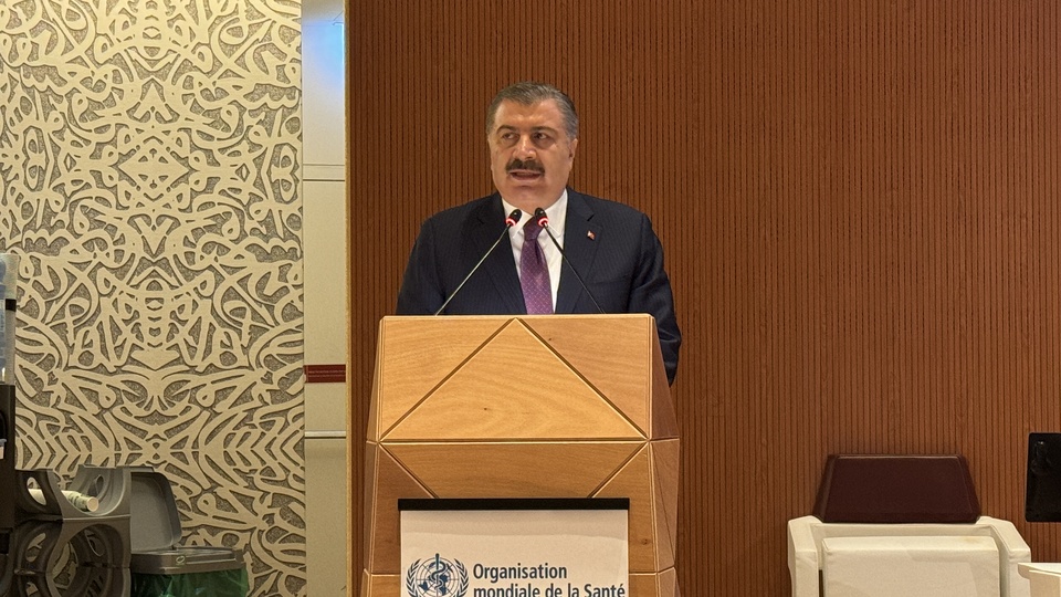 Sağlık Bakanı Koca: Biz nasıl insanlar olduk da (Gazze'de) çocuklar ölürken uyuyabiliyoruz?