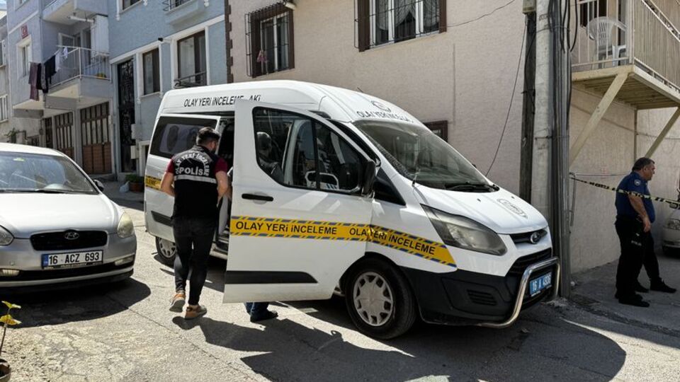 16 yaşındaki kız dayısını bıçaklayarak öldürdü