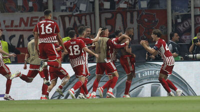 Konferans Ligi'nde şampiyon Olympiakos!