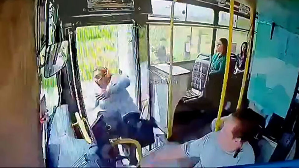 Otobüsün açık kapısı ölümü olmuştu! İstenen ceza şoke etti!