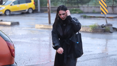 Gök gürültülü sağanak yağmur var