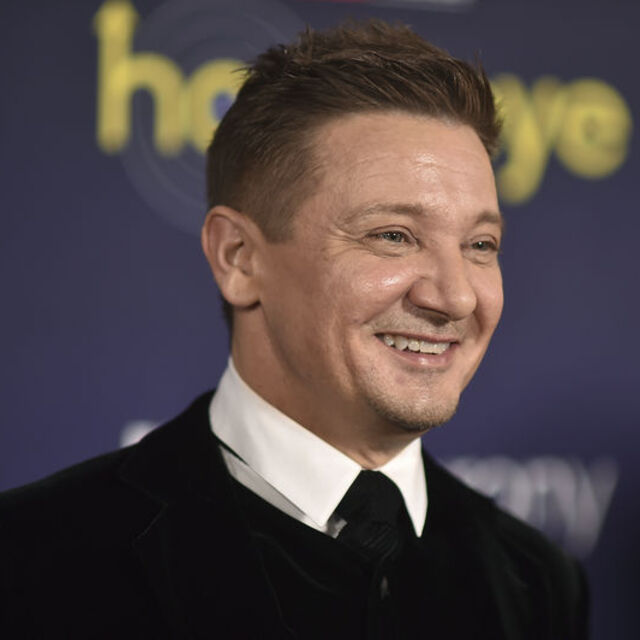 Ölümden dönen Jeremy Renner sinemaya geri dönüyor