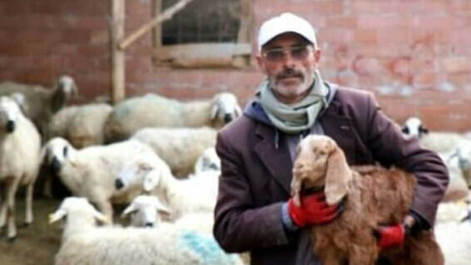 Muhtarlık seçimini kaybetmesinin ardından yazdığı şiirle gündem olmuştu: Aydın Battal dolandırıldı