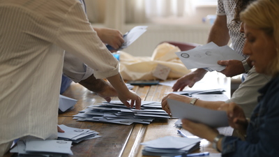 3 ilçe ve 4 beldede yeniden seçim