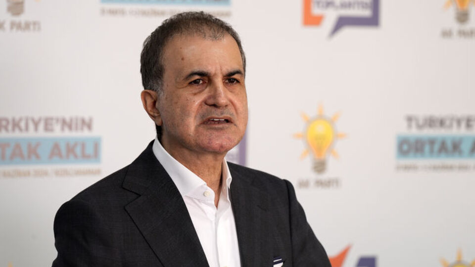 Çelik: AA foto muhabirine yönelik polis şiddetini kınıyoruz