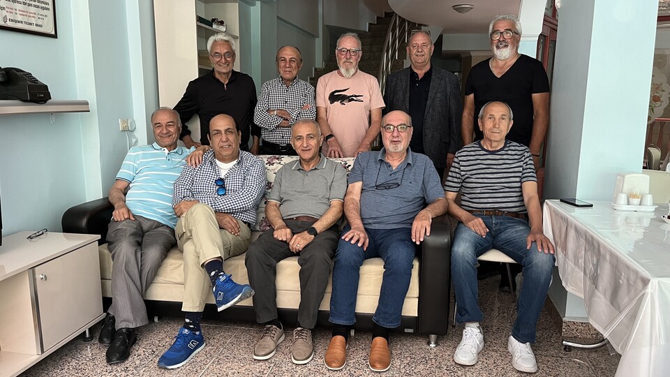 Yıllar sonra vefada buluştular