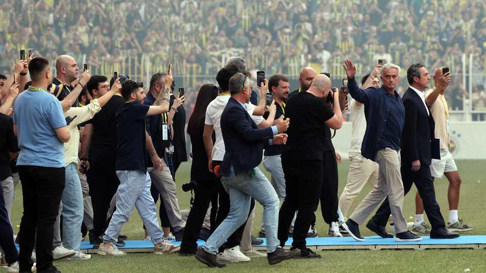 72 saatte 800 bin takipçi kazandı