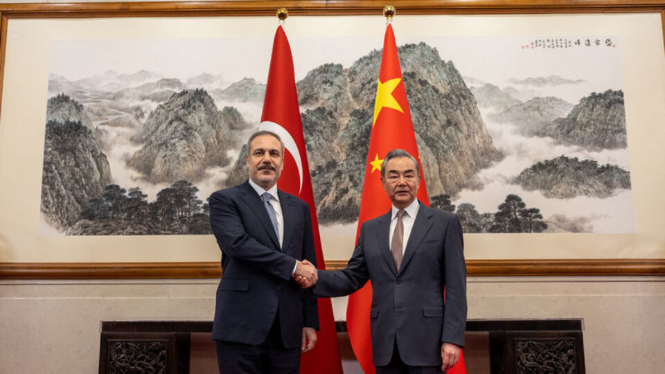 Bakan Fidan Çinli mevkidaşıyla bir arada