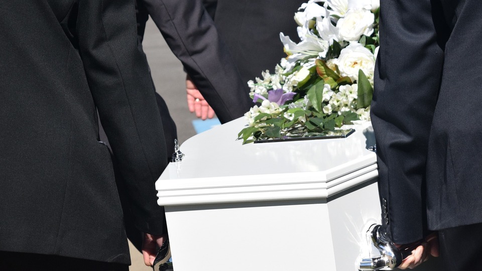 'Öldü' dendi, cenaze işlemlerinde yaşadığı fark edildi