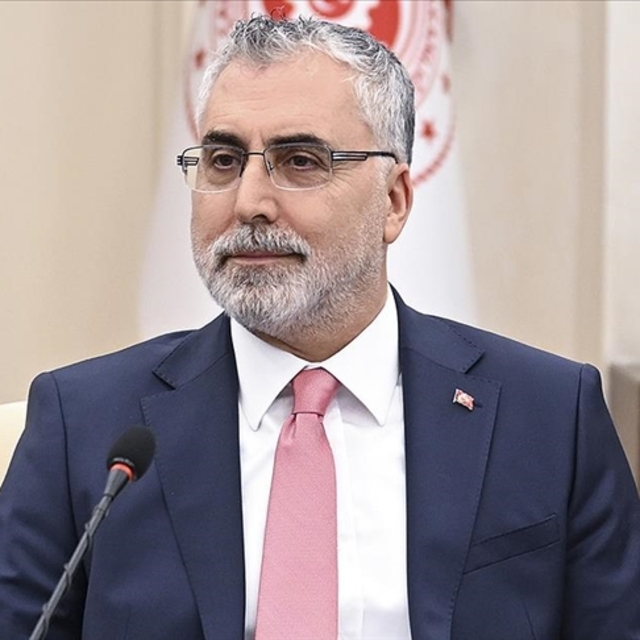 "SGK'ya 344 sözleşmeli personel alınacak"
