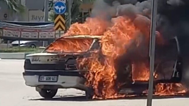 Sıcak hava otomobili yaktı