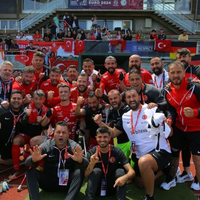Ampute Milliler, 11 golle yarı finalde!