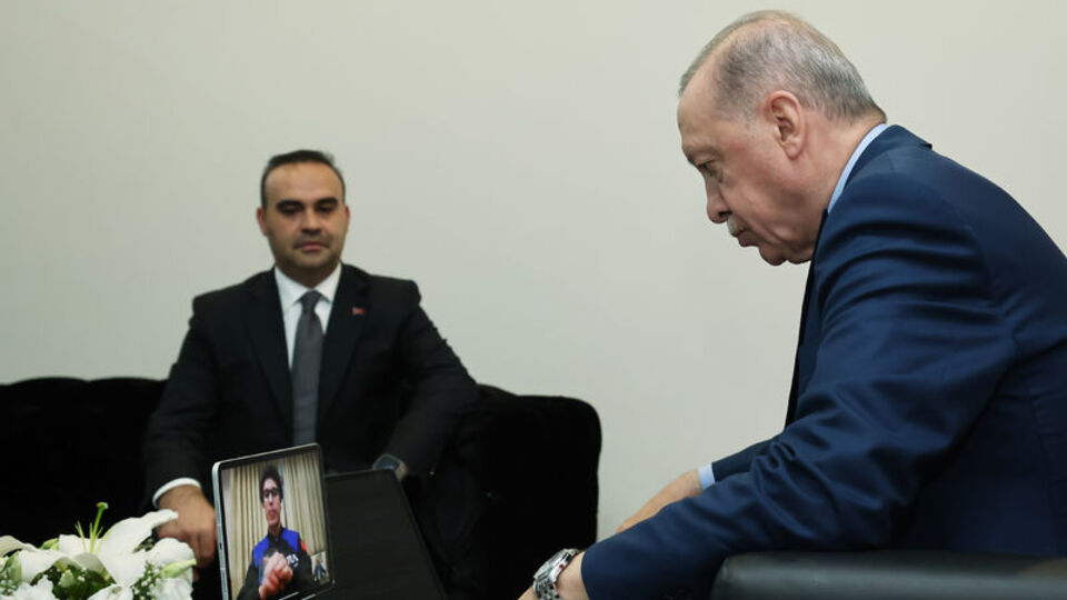 2.Türk astronot Atasever'le görüştü