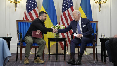 Biden, Zelenskiy'den özür diledi