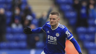 Vardy, 1 yıl daha Leicester City'de!