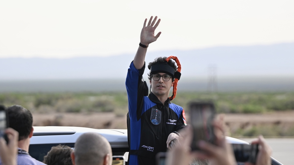 Atasever'in tarihi uzay yolculuğu sona erdi