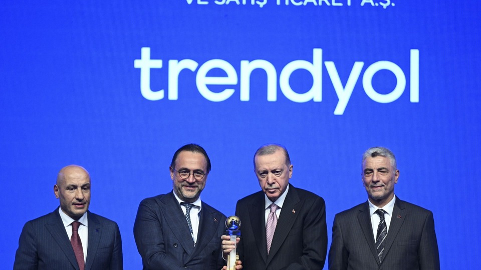 TİM'den e-ihracat şampiyonu ödülü