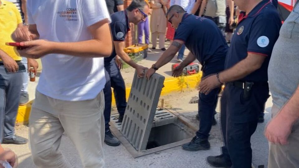 Sınav öncesi kimliği mazgala düştü!