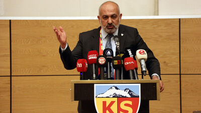 Kayserispor'da Başkan Çamlı güven tazeledi