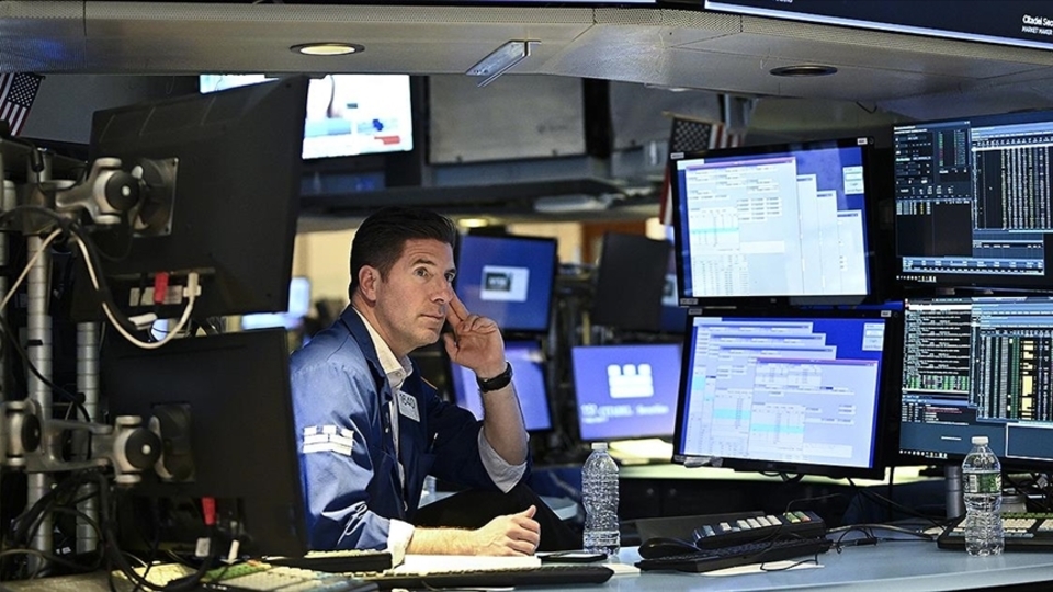 Dikkatler Fed ve BoJ'a çevrildi