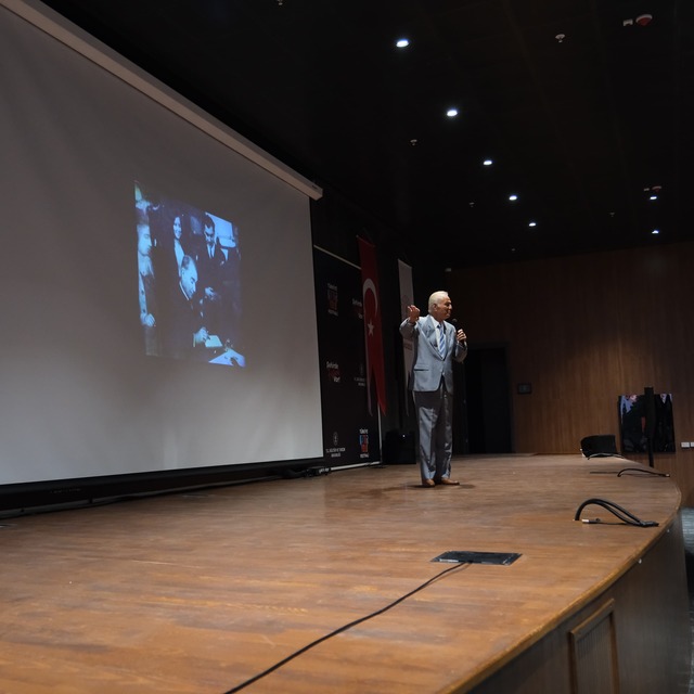 Ediz Hun'dan o fotoğrafın hikâyesi