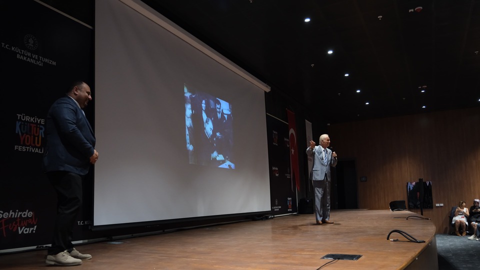 Ediz Hun'dan o fotoğrafın hikâyesi