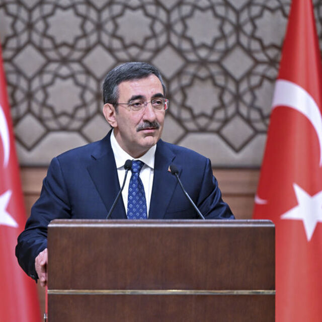 Cevdet Yılmaz'dan borsa işlemlerine vergi açıklaması