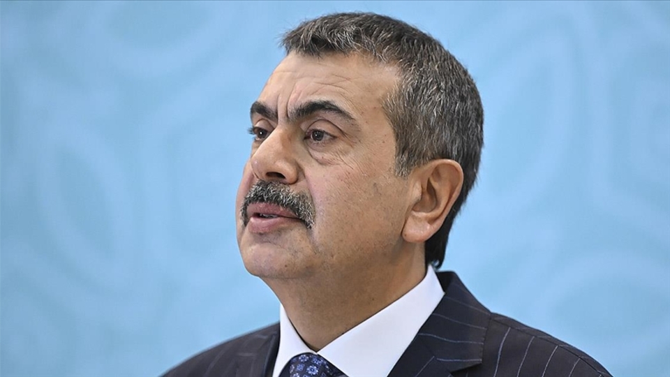 Bakan Tekin: Önümüzdeki yıllarda çocuklarımızı, gençlerimizi daha güçlü kılacak projeleri hayata geçirileceğiz