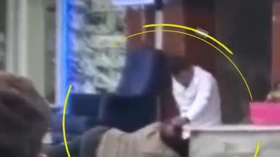 Kurşunlayıp önünde nöbet tuttu!