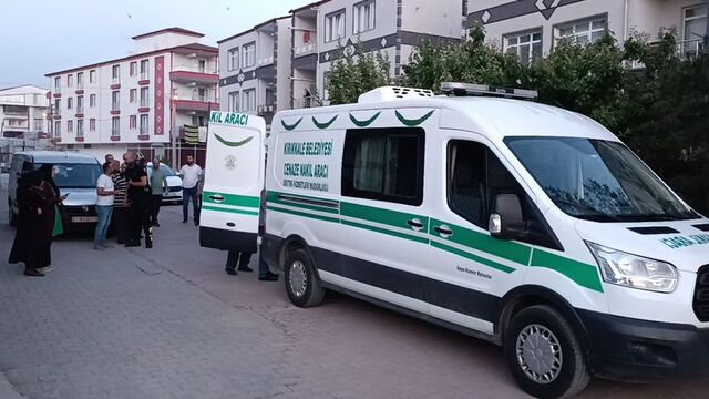 Yalnız yaşayan kadın evinde öldürülmüş halde bulundu