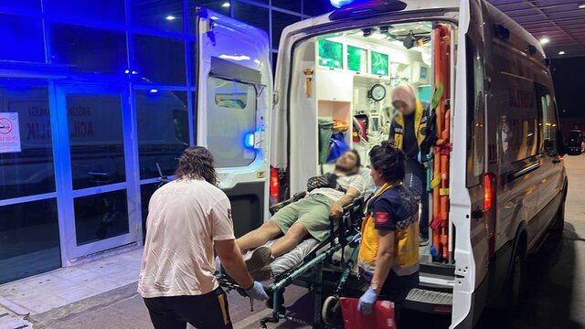 Köpeklerin saldırısıyla kaza yapan motokurye yaralandı