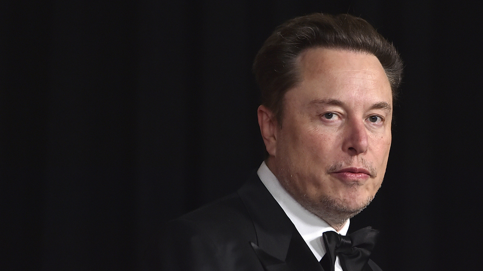 WSJ: Musk'ın SpaceX'teki kadınlarla alışılmadık ilişkileri var