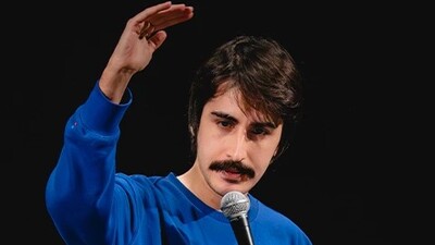 Genç stand-up'çılar Komedi Salonu'nda