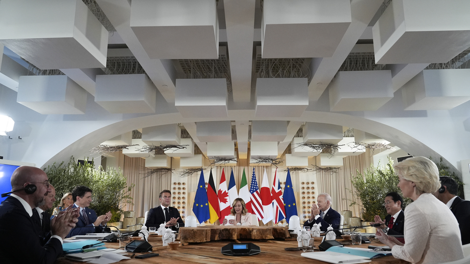 G7 Liderler Zirvesi, İtalya'da başladı