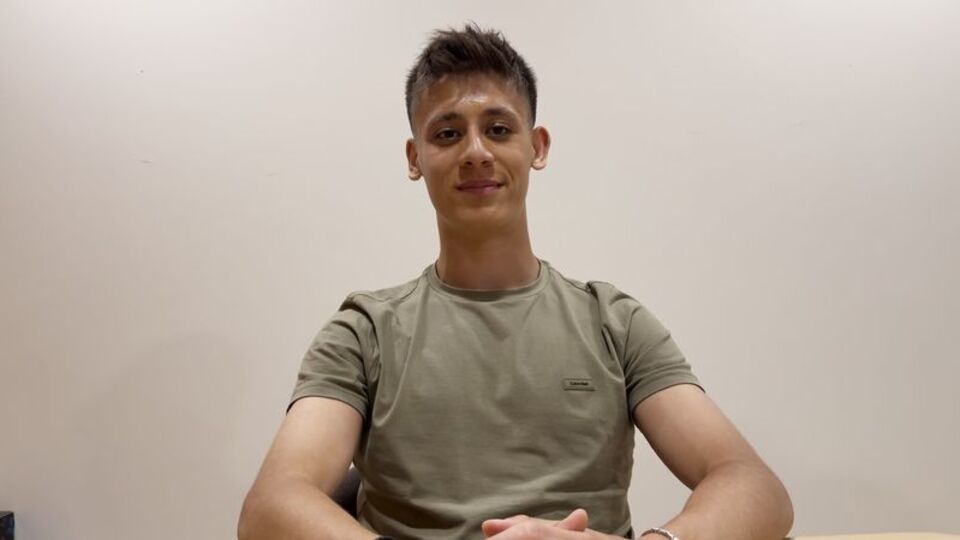 Arda'dan TRT İspanyolca için özel mesaj