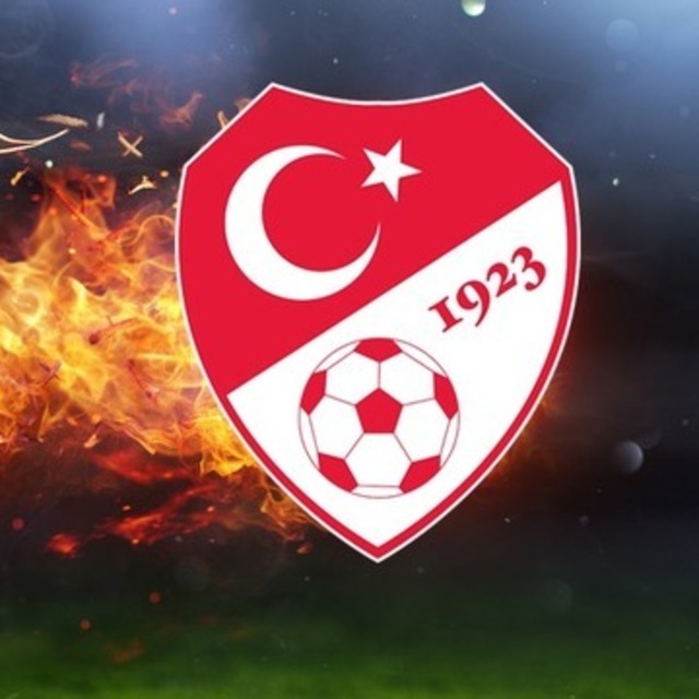 İki kupaya yeni format!