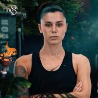 Survivor Nefise kimdir?