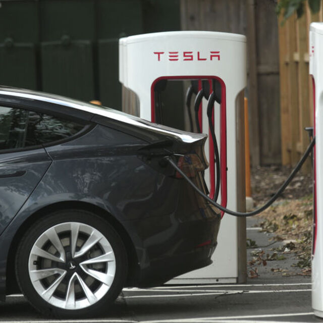 Tesla fiyatları artıracak