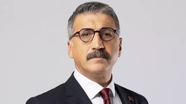 Gençlere sitem etti