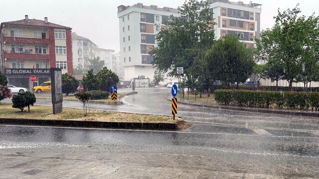Trakya'da dolu yağışı etkili oldu