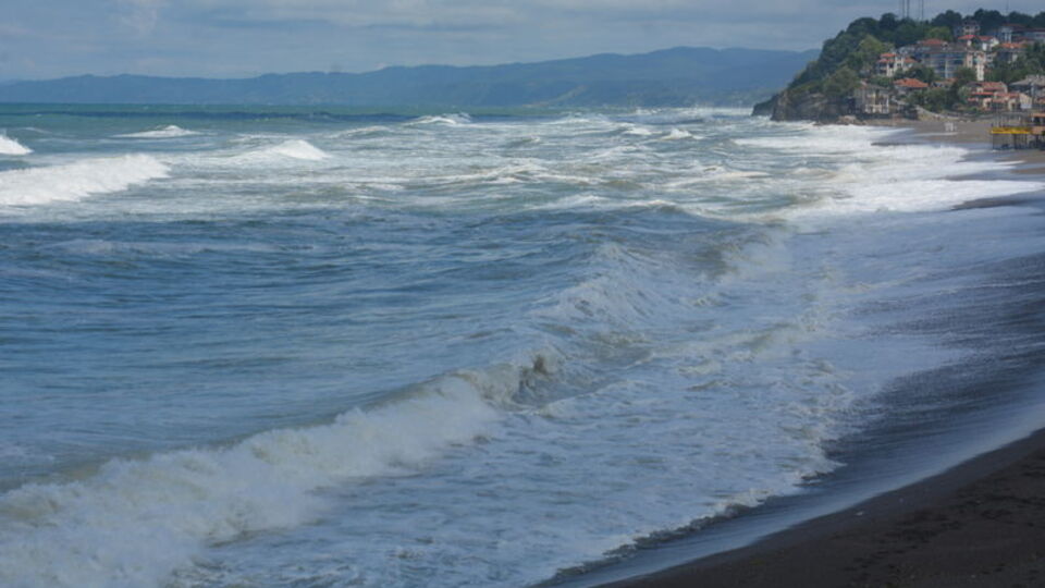 İki kentte denize girmek yasaklandı!