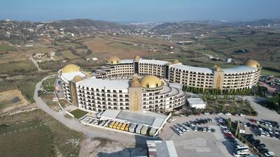 Devremülk dolandırıcılığı: Ünlü oyuncu tutuklu