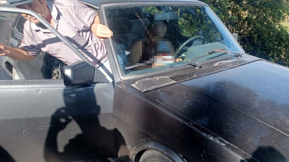 Antalya'da oğlunu öldürdü! Yerinden kıpırdamadı